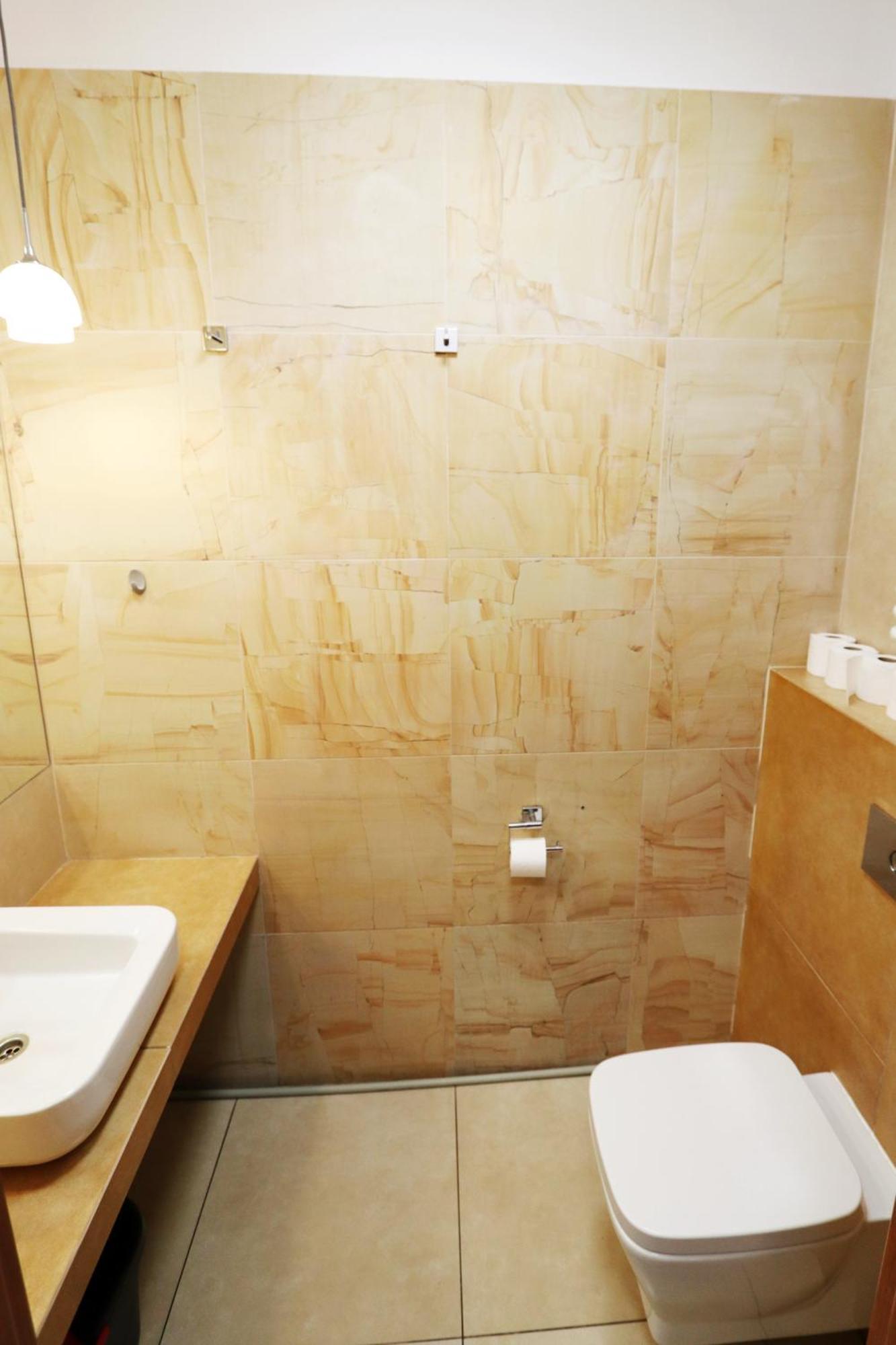 Fantastic Waw - C19 Room E Warsaw Exterior photo
